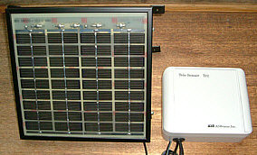 送信機は各種設備からの接点信号を受けて無線で受信機に無線信号を送ります。 

