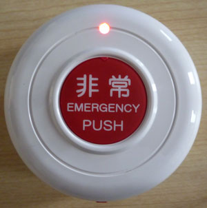 Œ莮퉟{^