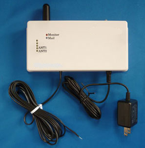 接点信号入力作動型ショートメール自動通報装置通報機本体。ドコモFOMA SIMカードを差し込んで使用します